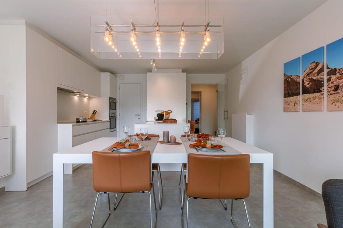 Huswell Apartment บลังเคนเบอร์เก ภายนอก รูปภาพ